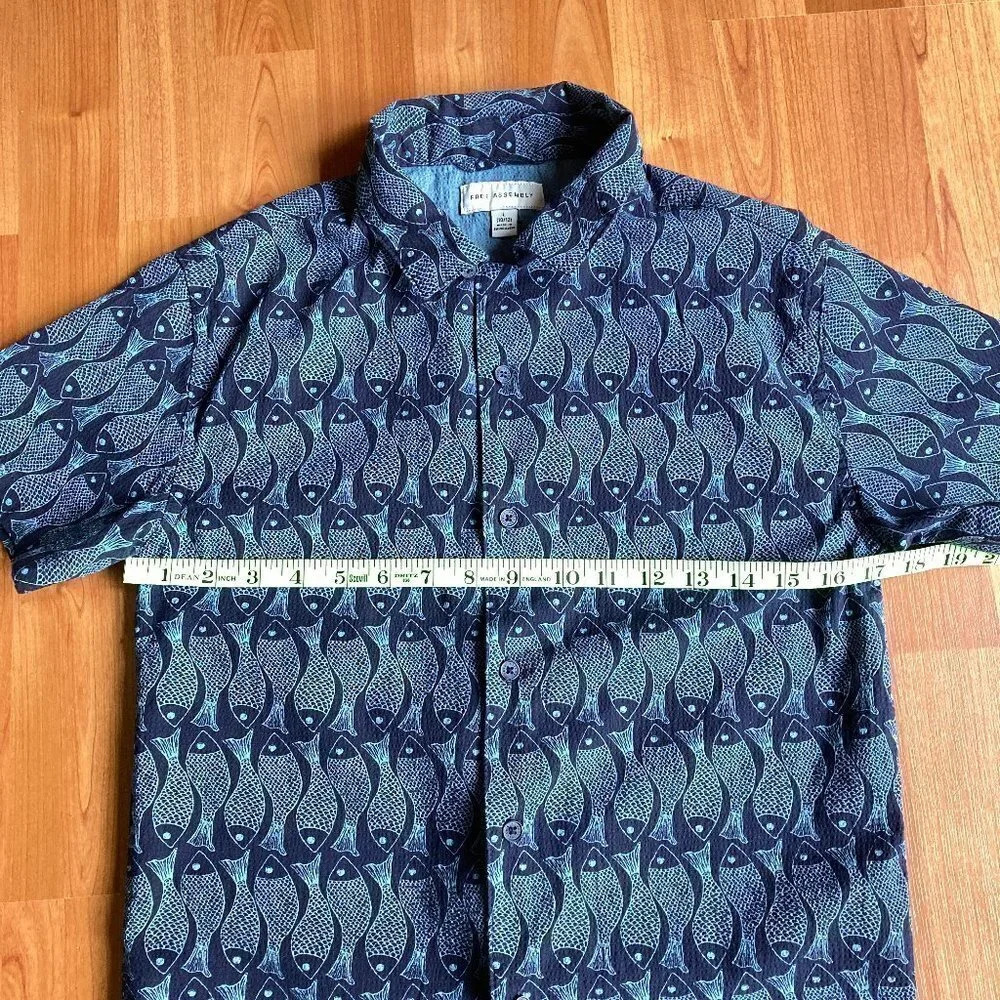 FREE Assembly Boy's Short Sleeve Fish Print Blue Seersucker Shirt,‎ Size L 10/12 - Picture 6 of 13